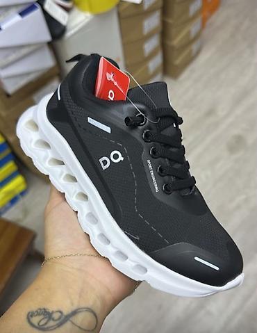 nike react: Новая детская кроссовка 33-го размера 21см. Цена 1300 — 1