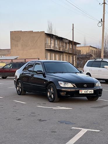 Lexus: Lexus IS: 2001 г., 2 л, Автомат, Бензин, Седан — 2