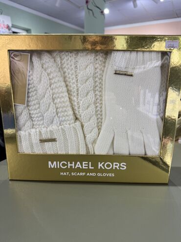 Другие головные уборы: Женские наборы (шапка, шарф, перчатки) Michael Kors Оригинал 💯 Цена