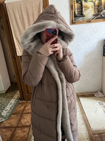 теплая зимняя куртка: Пуховик, L (EU 40)