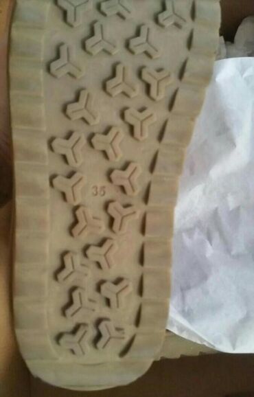 Botinka və botilyonlar: FLO, Ölçü: 35, rəng - Boz, Yeni — 9