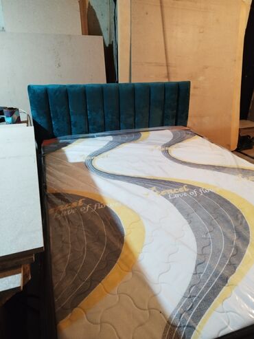 Двуспальные кровати: Двуспальная кровать, С ящиком для хранения, длина - 200 см — 23