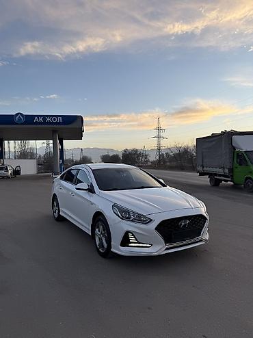 Hyundai: Hyundai Sonata: 2022 г., 2 л, Автомат, Газ, Седан — 2