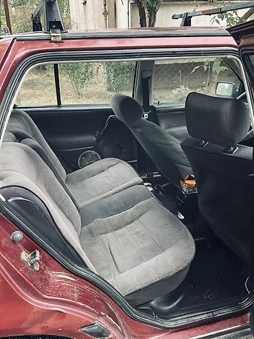 Продажа авто: Volkswagen Vento: 1992 г., 1.8 л, Механика, Бензин, Седан — 7