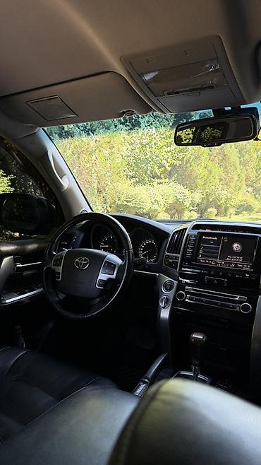 тойота в: Toyota Land Cruiser: 2012 г., 4.5 л, Автомат, Дизель, Внедорожник — 10