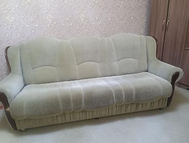 мебель в караколе: Диван +2 кресла

#диван 
#кресло 
#мебель — 4