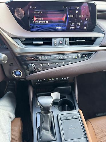 Lexus: Lexus ES: 2019 г., 2.5 л, Гибрид at lalafo.kg — 17 Lexus: Lexus ES: 2019 г., 2.5 л, Гибрид — 17