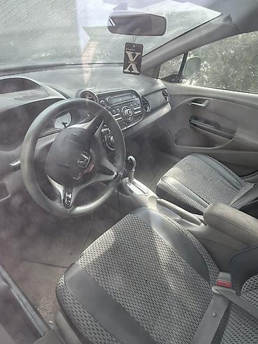 Honda: Honda Insight hatchback – hibrid - Kuzov: 5 qapılı liftbek/hatchback — 6