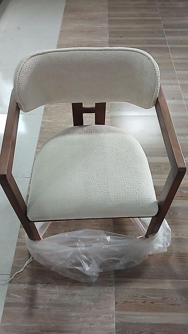 ev stolu: Yumuşaq oturacaqlı taxta kreslo - Material: Möhkəm ağac karkas, düz — 3