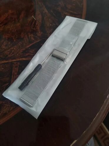 Toy paltarları və aksesuarları: Yeni, Qol saatı, Örtük şəkli, rəng - Gümüşü