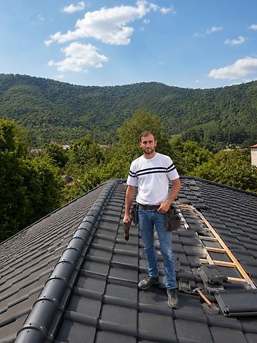 termo fasad: Dam ustası – Rəcəb Xidmətlər: - Dam örtüklərinin quraşdırılması — 2