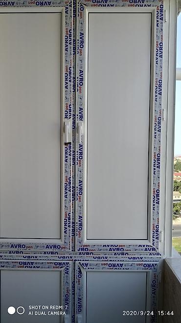 plastik dolap balkon: Plastik şkaflar və polkalari kombi qutuları yığılması və — 2