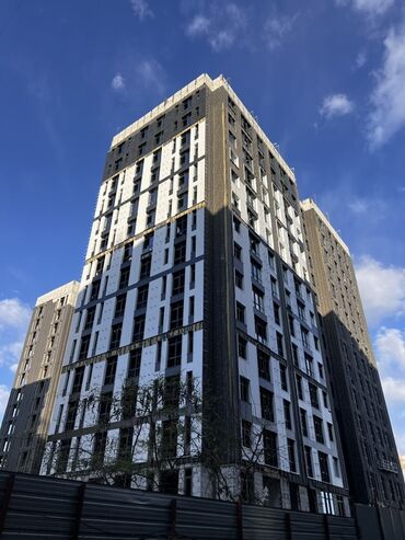 квартира дордой жактан: Курулуп бүткөн, Элитка, 3 бөлмө, 131 кв. м