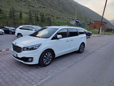 Kia: Kia Carnival: 2017 г., 2.2 л, Автомат, Дизель, Минивэн
