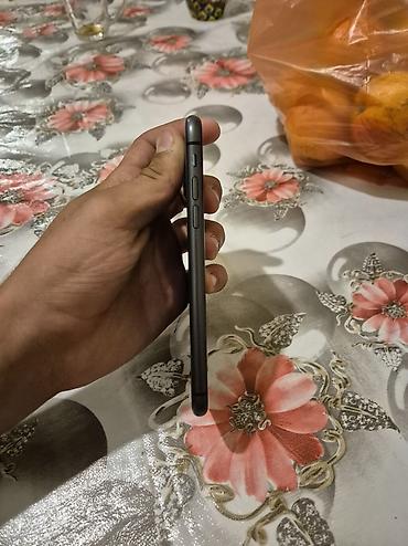 iphone 12 2 ci əl: IPhone 11, 64 GB, Qara, Face ID — 2