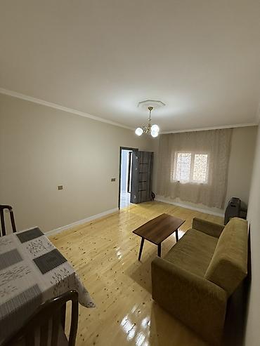 ayna sultanova kiraye ev: Buzovna, Vişnovka ərazisində 2 otaqlı həyət evi kirayə verilir. Tezə — 7