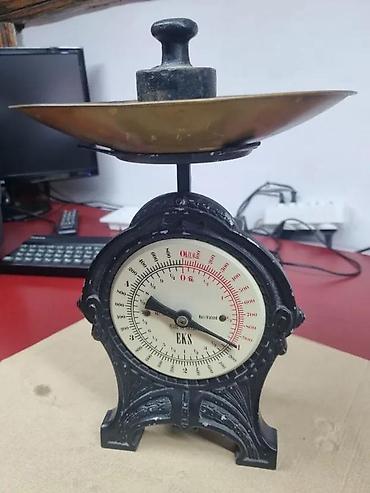iznajmljivanje mesalice za beton beograd: STARA UKRASNA LIVENA KUĆNA VAGA DO 5KG | Stara ukrasna kućna vaga — 3