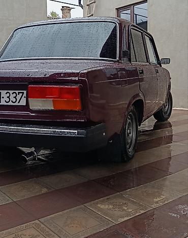 VAZ (LADA): VAZ 2107 sedan – klassik sovet dizaynı və sadə texniki quruluşu ilə — 3