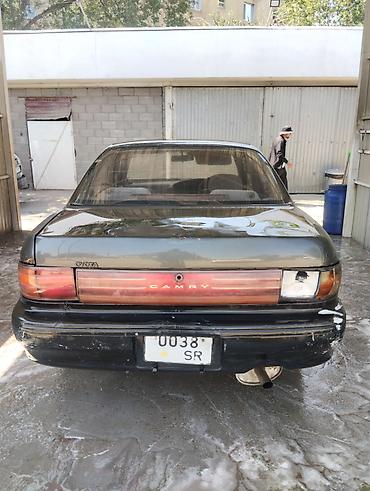 devo matiz: Toyota Camry: 1993 г., 2 л, Автомат, Бензин, Седан — 2