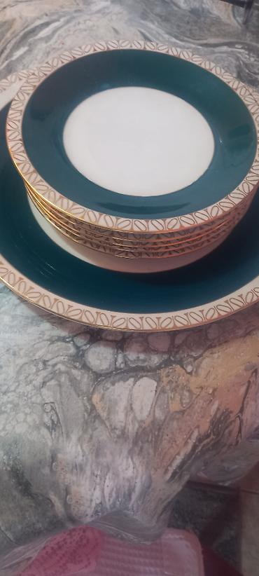 dolcezza solje za caj: Tanjiri,Engleski porcelan,12 roze i set za tortu. Tanjir dubok,komad — 4