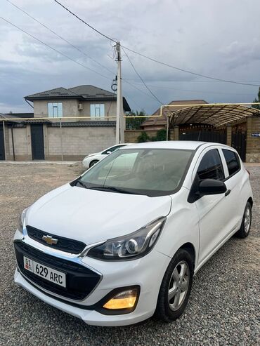 Chevrolet: Chevrolet Spark: 2018 г., 0.1 л, Вариатор, Бензин, Хэтчбэк