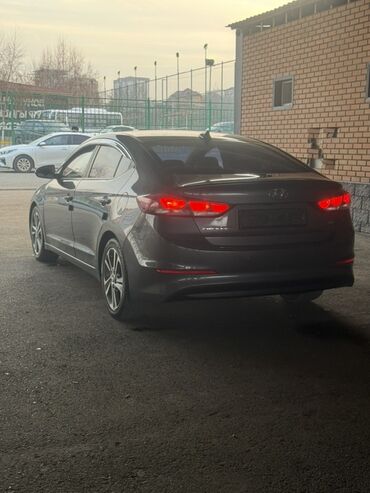 Hyundai: Hyundai Elantra: 2018 г., 1.6 л, Автомат, Бензин, Седан — 8