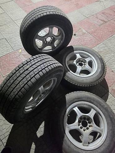 Шиналар жана дисктер: Дөңгөлөктөр монтажда 205 / 70 / R 15, Кыш, Колдонулган, Комплект, Куйма — 2