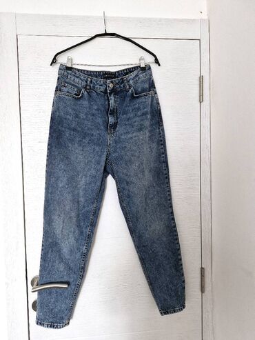 elipsa pantalone: LCWaikiki MOM jeans farmerke vel 30, odgovaraju m/l velicini. Potpuno