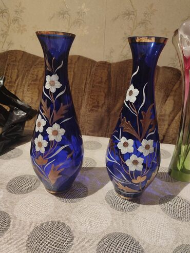 Digər dəstlər və servizlər: Kim hansi birini istese yaza biler qiymet baresinde daniwilar — 4