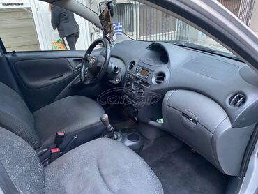 Toyota: Toyota Yaris: 1.3 l. | 2004 έ. Χάτσμπακ — 12