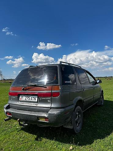Mitsubishi: Mitsubishi Space Wagon: 1993 г., 2 л, Вариатор, Бензин, Универсал — 3