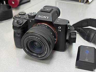 sony alpha 7 vi аренда: Полноформатная беззеркальная камера Sony α7 III с объективом FE — 1