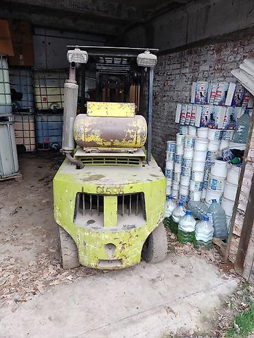 Погрузчики: Погрузчик, 1985 г., Колесный, Вилочный — 3