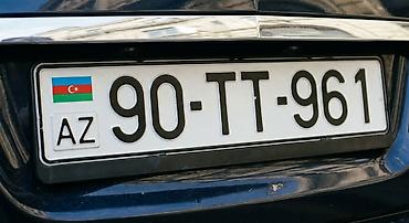 masin opel: Azərbaycan dövlət nömrə nişanı: 90-TT-961 - Format: AZ standart — 1
