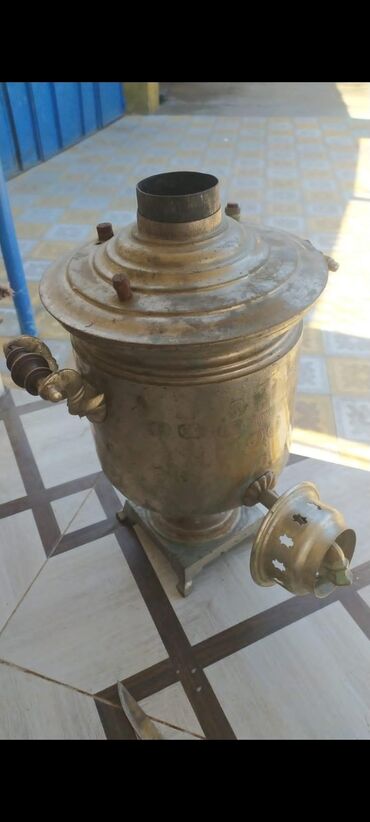 Samovarlar: İşlənmiş Od Samovar, 5 l, Ünvandan götürmə