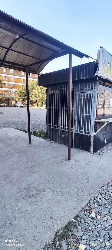 модульный жом: Уличный торговый киоск с навесом - Компактный павильон формата — 3