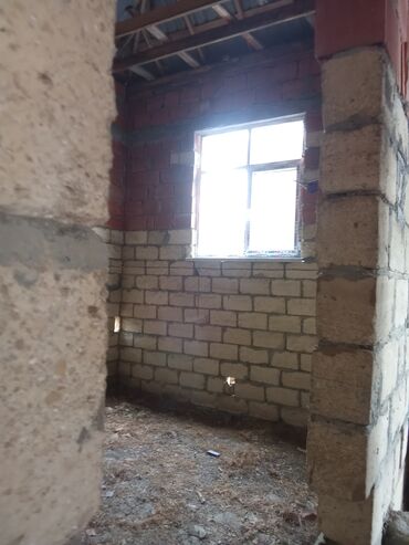 Həyət evləri və villaların satışı: 3 otaqlı, 80 kv. m, Orta təmir — 10