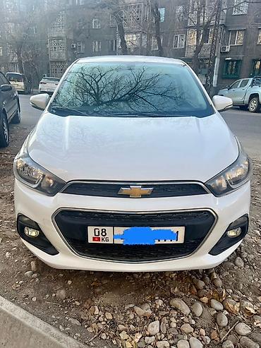 Chevrolet: Chevrolet Spark: 2016 г., 1 л, Вариатор, Бензин, Хэтчбэк — 2