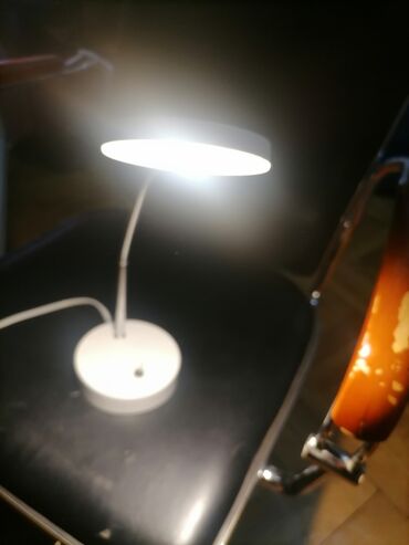 prodajem sto: Table lamp