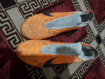 футбольный мяч купить бишкек: Футбольные бутсы Nike с технологией Air Zoom можете предложить свою