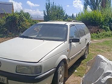 Volkswagen Passat Variant: 1990 г., Универсал
