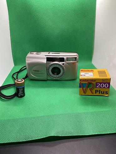 фото камеры: Пленочная камера Olympus Superzoom 80G - Компактная 35-мм «мыльница» — 1