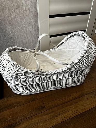 mothercare: Ağ rəngli toxuma səbət beşik və taxta yelləncək stend dəsti - Brend — 6
