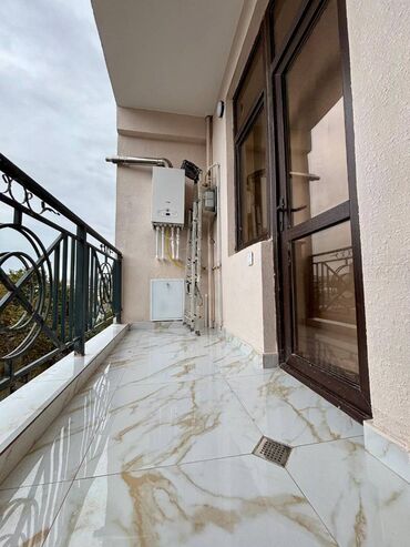 срочно продается квартира: 2 otaqlı, Yeni tikili, 62 kv. m