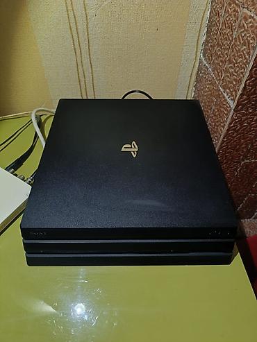 Video oyunlar və konsollar: PS4 Pro 1Tb + 1 Dualshock 4

В идеальном состоянии 

420₼ — 2