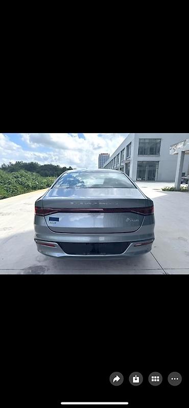 BYD: BYD Qin: 2022 г., 1.5 л, Гибрид, Седан — 8