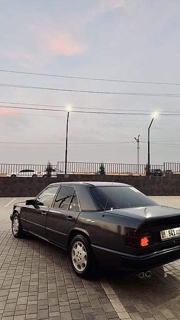 rolls royce silver ghost: Mercedes-Benz W124: 1988 г., 2.6 л, Автомат, Бензин, Седан — 5