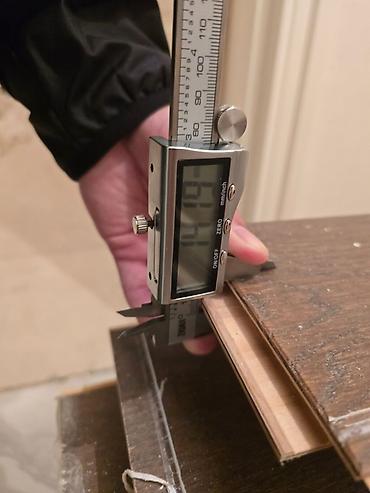 linolyum qiymeti: 14 mm qalınlığında, ümumi sahəsi 50 m² olan laminat satılır. Laminat — 2