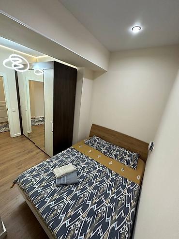 Посуточная аренда квартир: 2 комнаты, Душевая кабина, Постельное белье, Кондиционер — 8