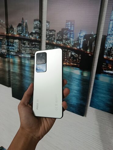 Poco: Poco F4, Б/у, 128 ГБ, цвет - Белый — 1